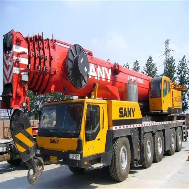 红安附近工地哪里有吊车出租|应急吊装服务|24小时灵活调度