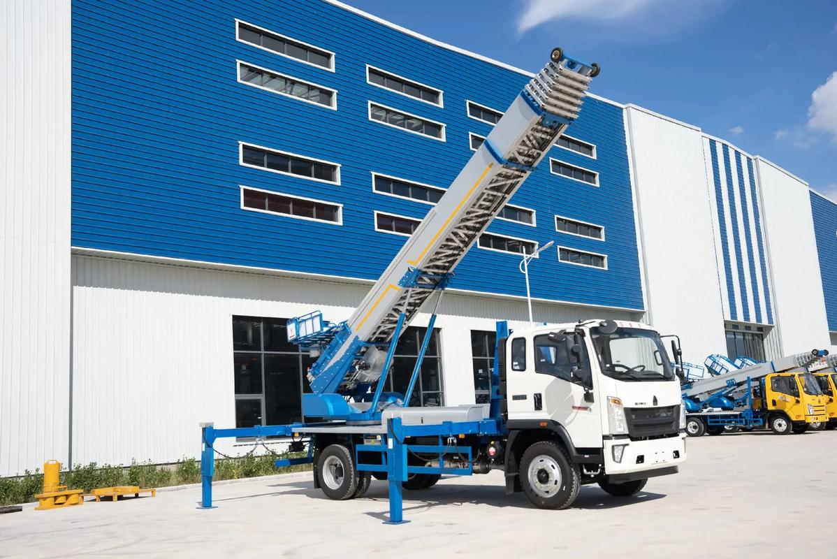 红安小型云梯车上料车租赁多少钱