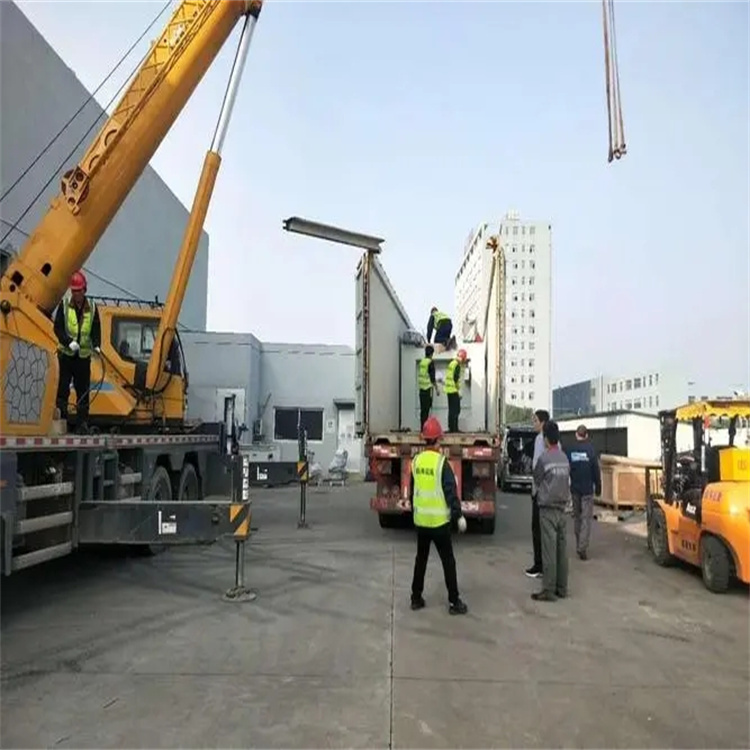 红安如何找到附近的吊车救援服务